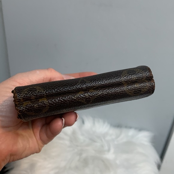 1988 authentic Louis Vuitton Elise wallet - rip inside - Picture 4 of 17